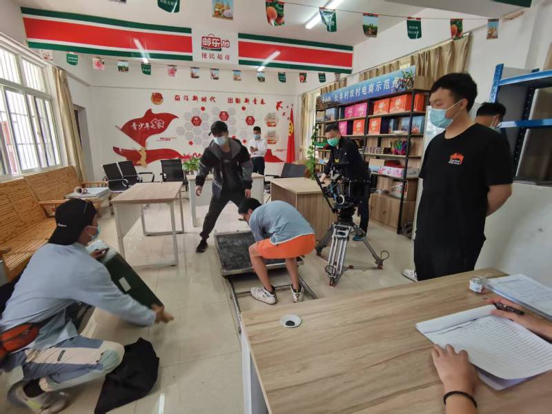 一支视频激活品牌生命力｜承德县产品视频拍摄公司的创意魔法秀